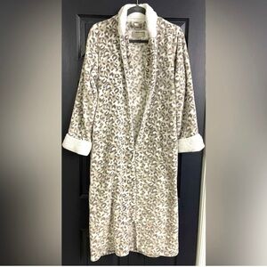 Anne Klein Cream and Tan Animal Print Robe